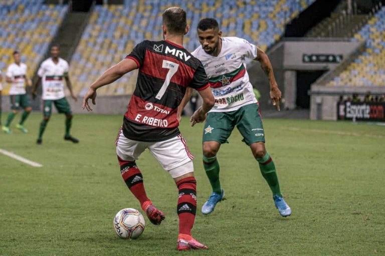 Everton Ribeiro durante jogo com a Portuguesa-RJ, em 2020. Foto: Marcelo Cortes/Flamengo