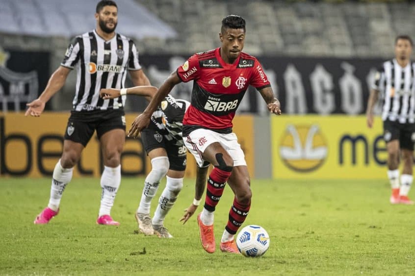 Flamengo e Atlético-MG pelo Brasileirão de 2021. Foto: Alexandre Vidal/Flamengo