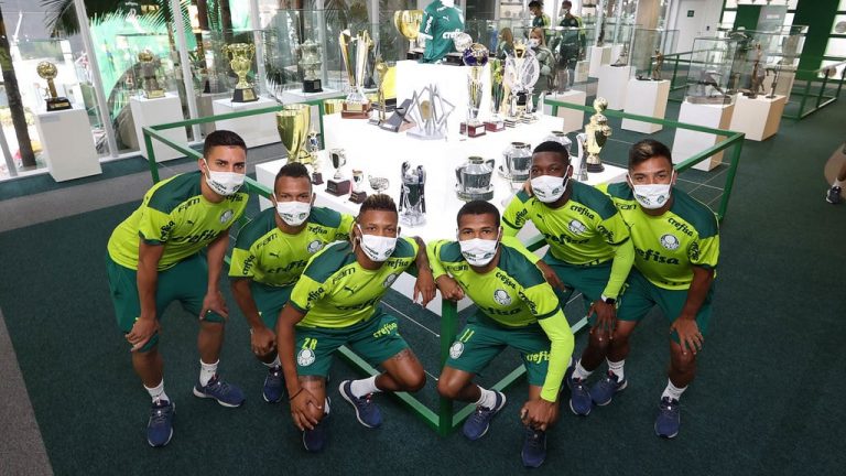 Jovens do Palmeiras enchem a lista dos 10 jogadores mais valiosos do Brasileirão 2022 - Créditos: Cesar Greco / Palmeiras