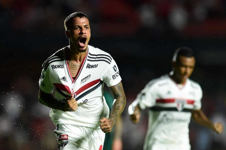 Diego Costa marca contra o Manaus - Reprodução twitter - Staff Images