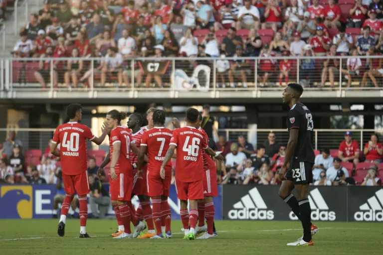 Bayern x DC United