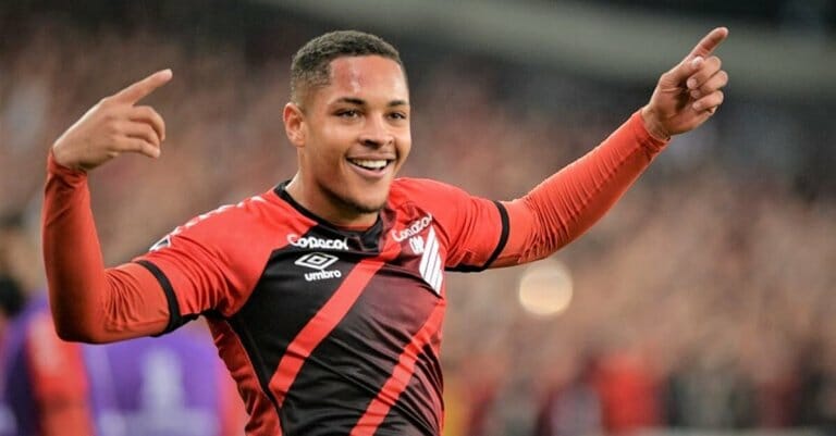 Vitor Roque
