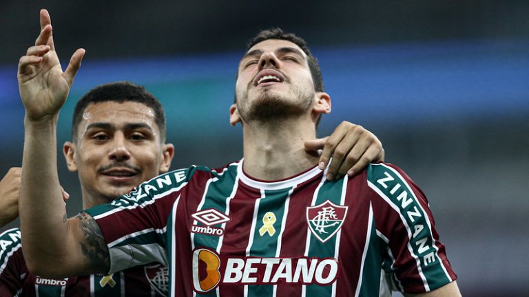 Nino e André comemorando gol pelo Fluminense