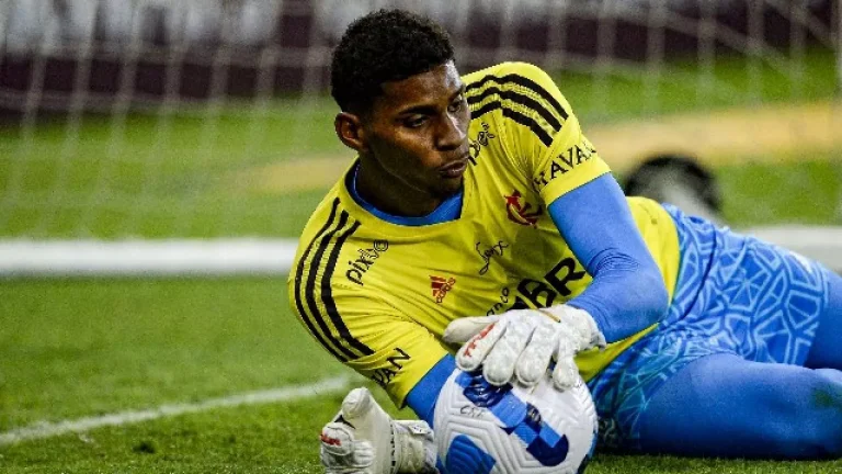 Hugo Souza, goleiro do Flamengo