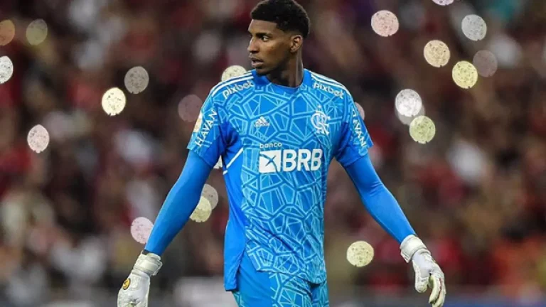 Hugo Souza, goleiro do Flamengo