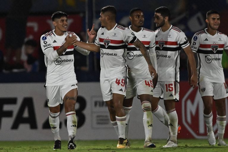 São Paulo garante bom resultado diante do Tigre para retomar a confiança.