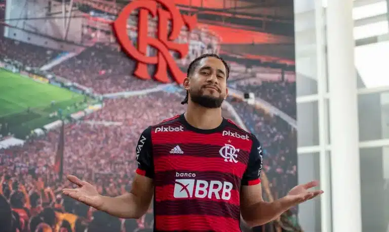 Corinthians tem interesse na contratação de Pablo, do Flamengo