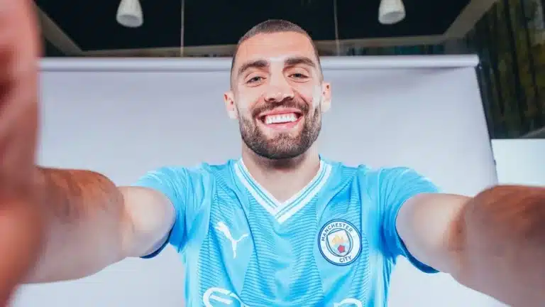 Mateo Kovacic é novo reforço do Manchester City