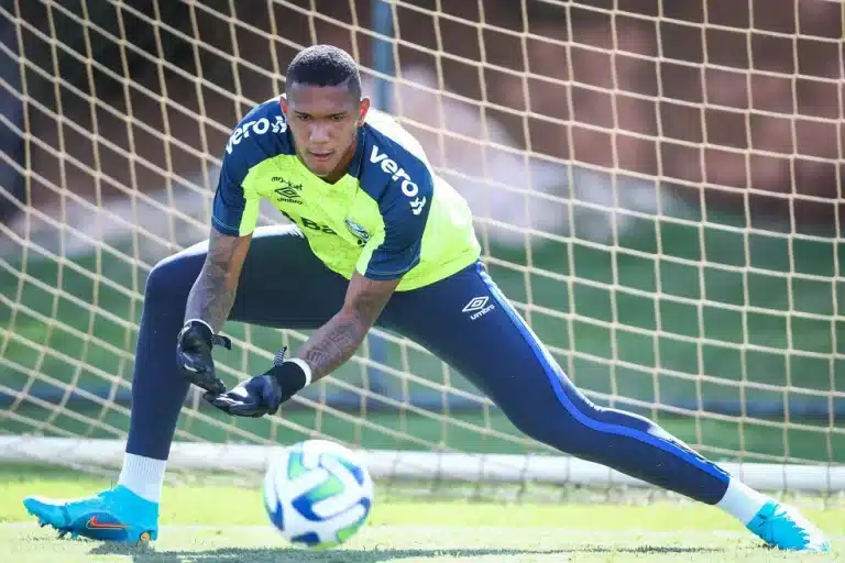 Adriel no Bahia