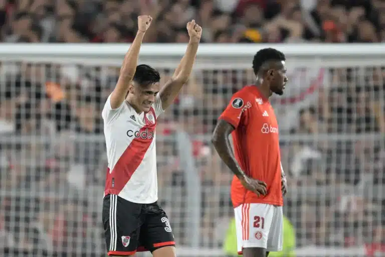 Internacional x River Plate se enfrentam pelas oitavas de final da libertadores