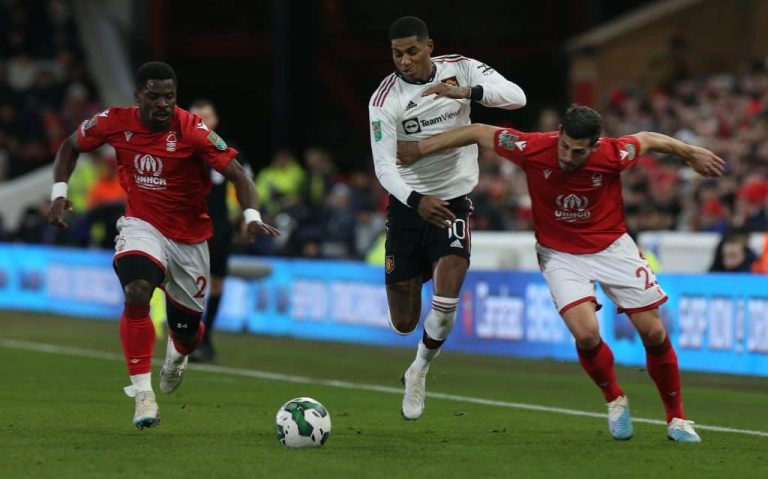 United venceu a última partida contra o Forest por 2x0
