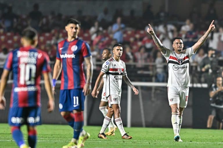 LDU x São Paulo
