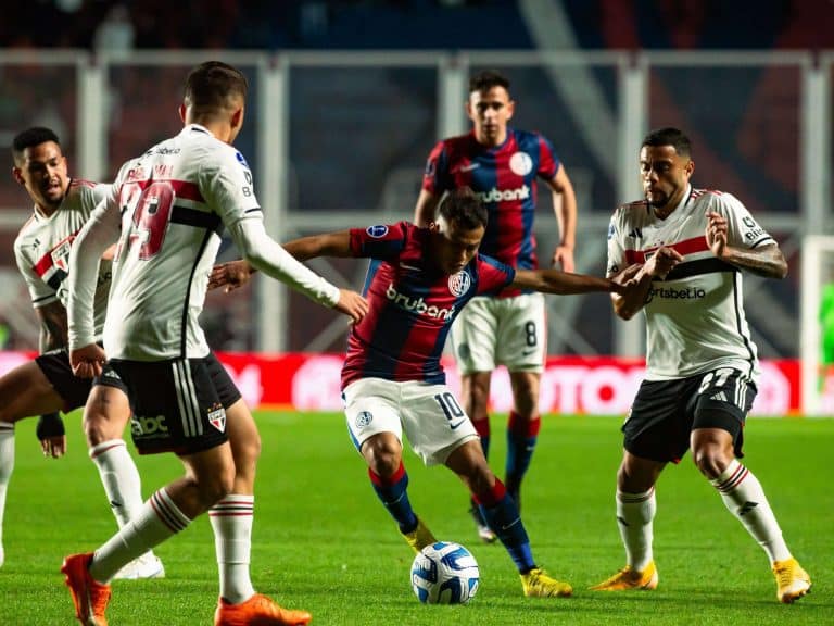 O San Lorenzo tem um gol de vantagem para o jogo de volta contra o São Paulo.