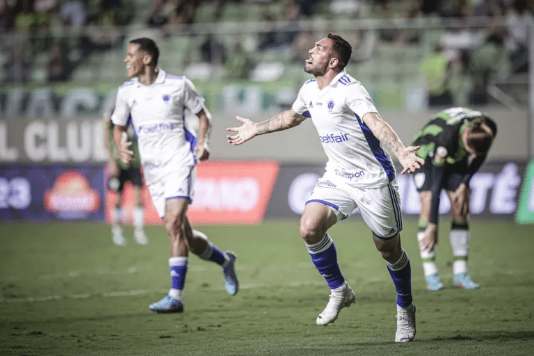 Cruzeiro x América-MG: onde assistir, prováveis escalações e detalhes da partida