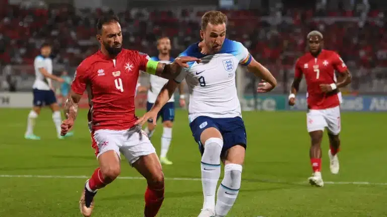 Inglaterra x Malta