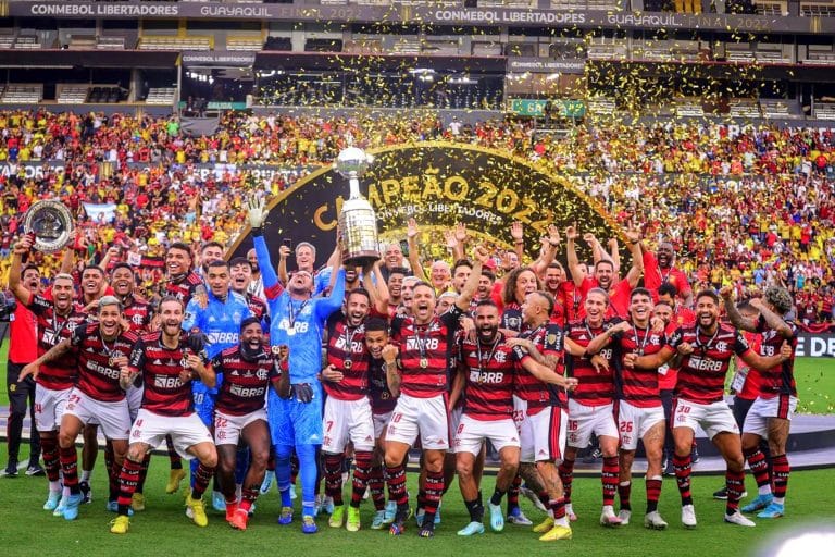 Quantos títulos oficiais o Flamengo tem?