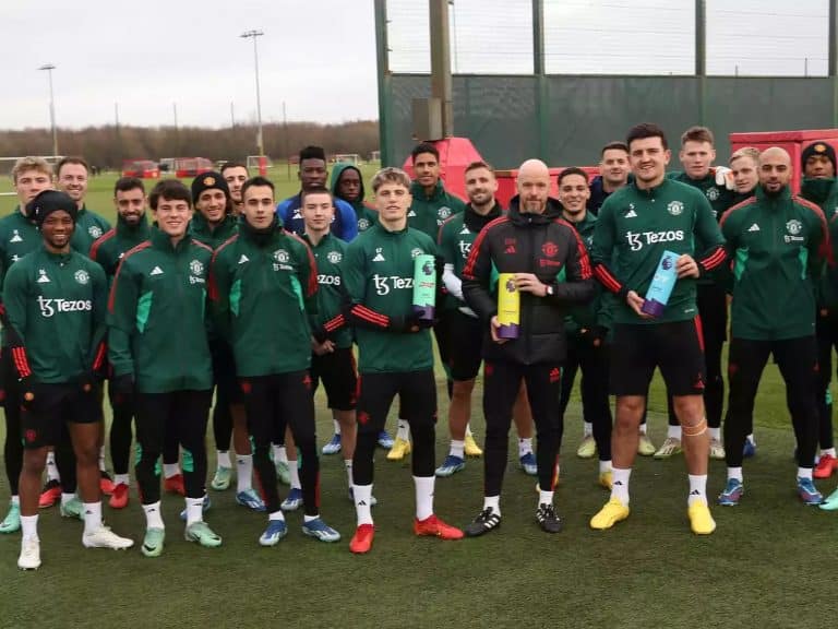 Manchester United dominou premiações de novembro da Premier League com três prêmios