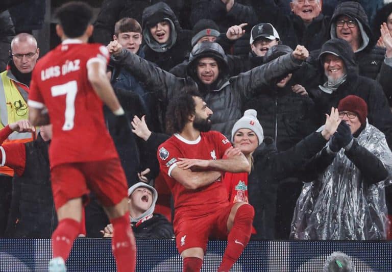 Salah decide no segundo tempo e Liverpool se isola no topo da tabela. Foto: Liverpool FC