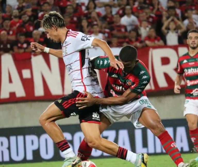 Flamengo e Portuguesa não saem do zero na Arena das Dunas