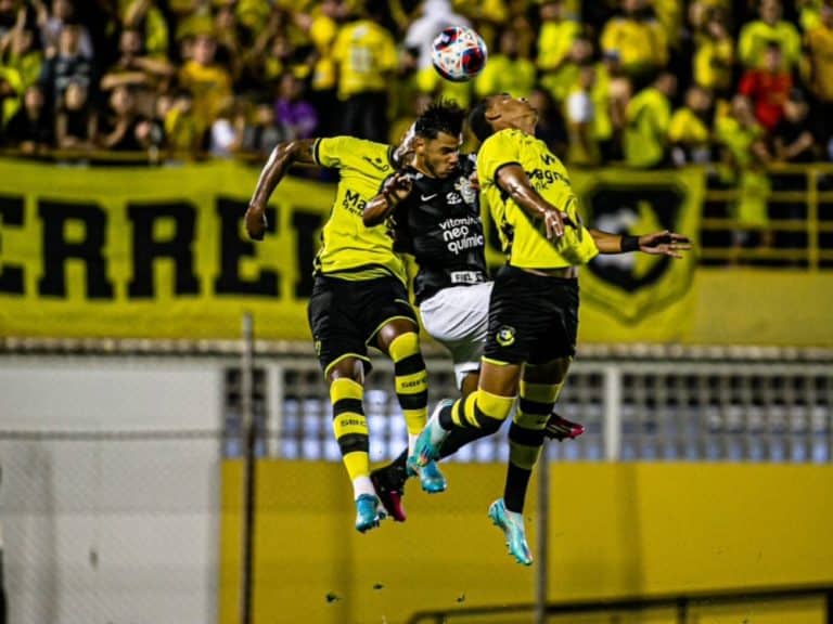 Veja onde assistir São Bernardo x Corinthians e as prováveis escalações dos times