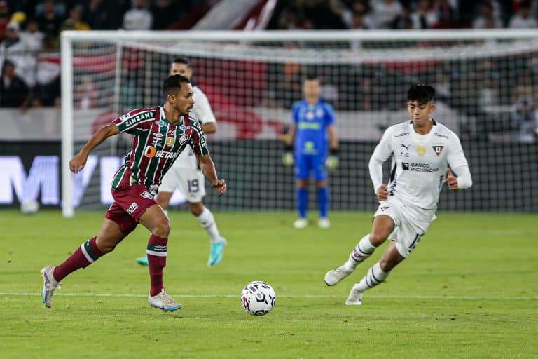 Fluminense x LDU