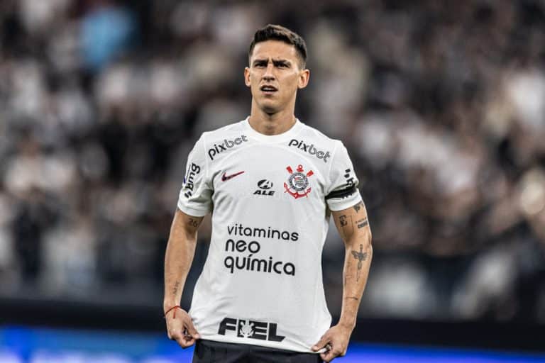 Matias Rojas cobra por direitos de imagens e não descarta rescisão contratual com o Corinthians