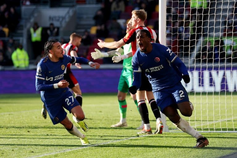 Disasi marca na reta final e Chelsea e Brentford dividem os pontos no Community Stadium