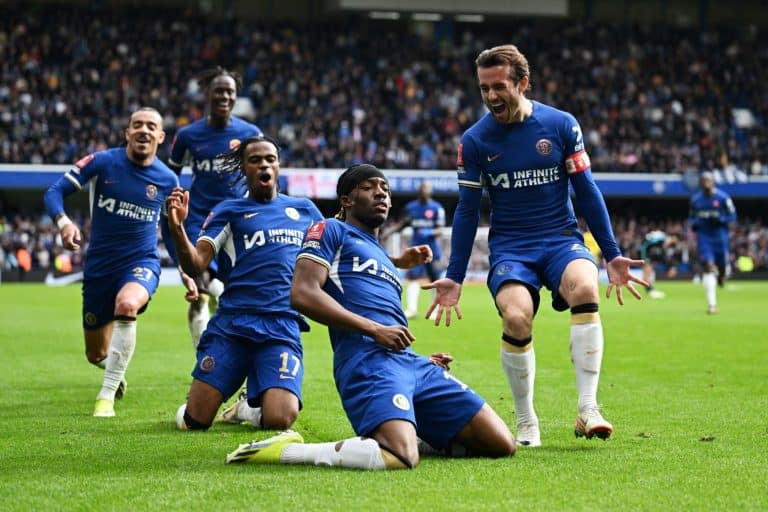 Chelsea bate Leicester na FA Cup e segue sonhando com título na temporada