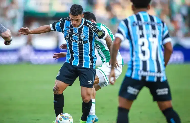 The Strongest x Grêmio