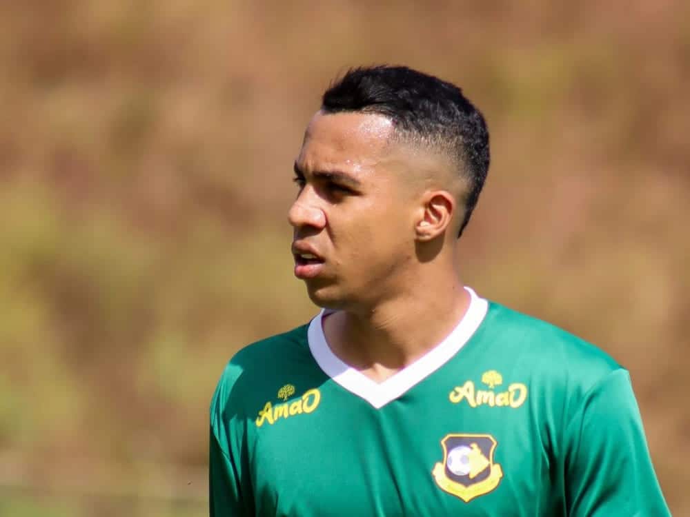 Breno estreou pelo São Bernardo uma semana antes de se lesionar