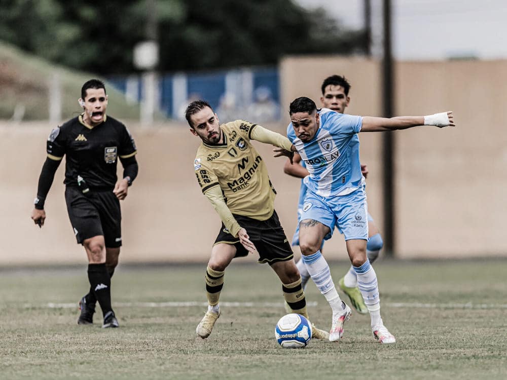 Confira como foi o primeiro tempo de Londrina 2 x 0 São Bernardo