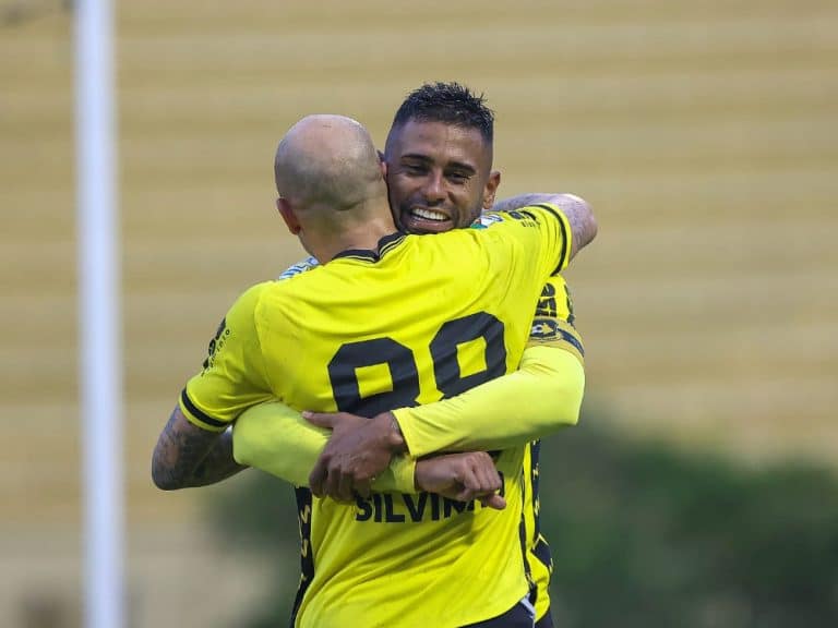 São Bernardo vence CSA na Série C com gols de Kayke e Lucas Lima