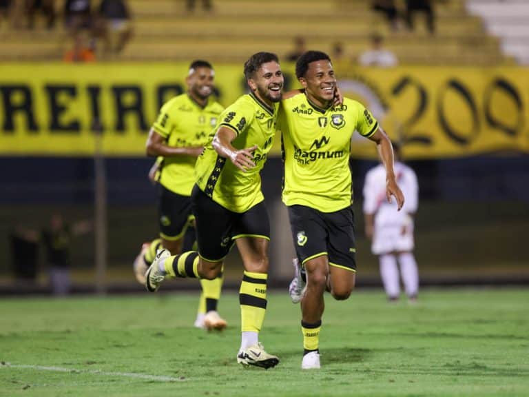 São Bernardo goleia Ferroviário na Série C do Brasileirão