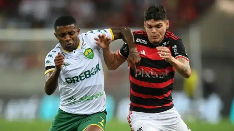 Flamengo é surpreendido nos minutos iniciais, mas consegue empate com Cuiabá