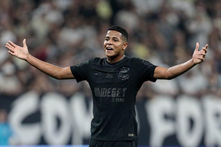 Wesley pode deixar Corinthians e reforçar Al-Nassr