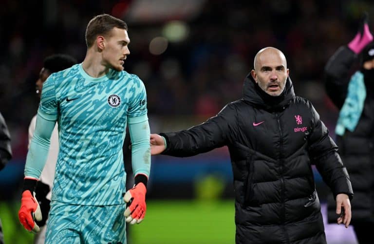 Chelsea vence Heidenheim e se isola na liderança da Conference League