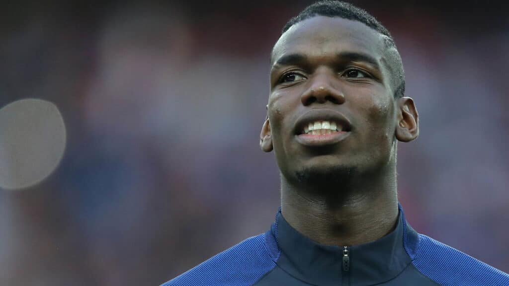 Paul Pogba brinca e fala sobre jogar no Corinthians durante conversa. Foto: Marco Iacobucci