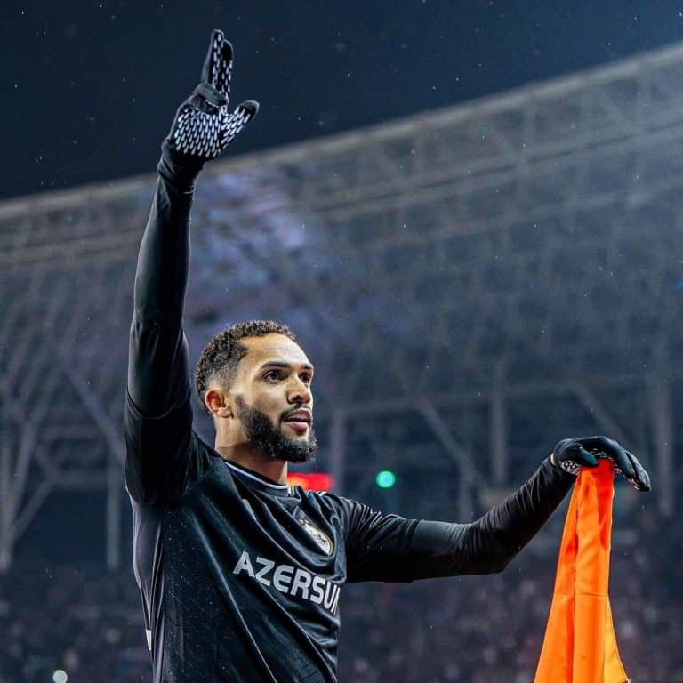 Flamengo encaminha primeira contratação de 2025