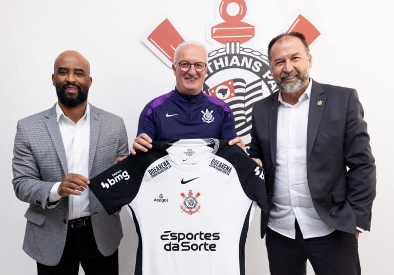 Corinthians anuncia Dorival Jr como novo treinador. Foto: Rodrigo Coca/Agência Corinthians